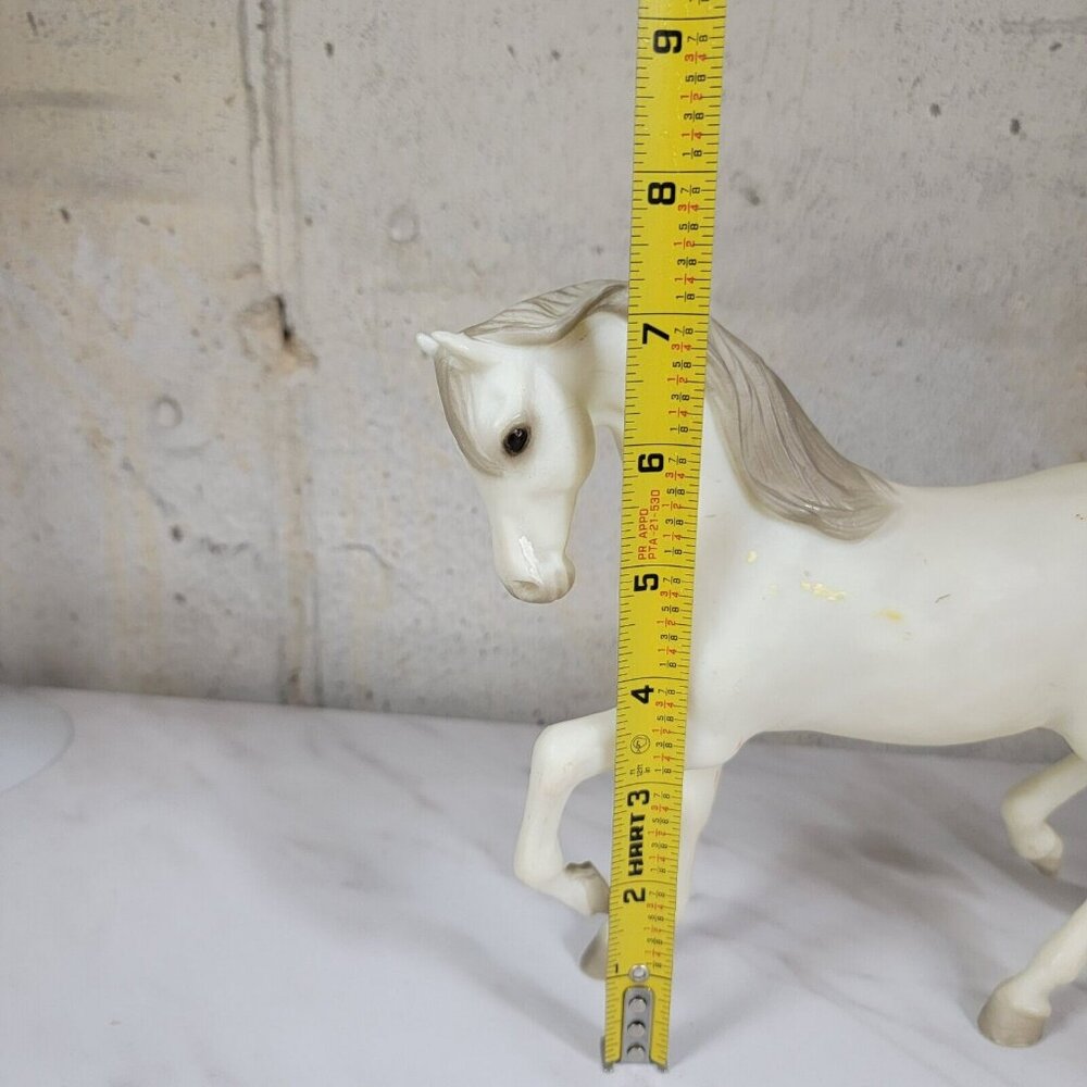 Traditional Breyer Horse. Prancing White Mare. Reeves Intl 1986. 12 x 9‎ - Picture 4 of 8